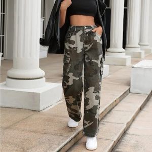 Camo print cargo jeans